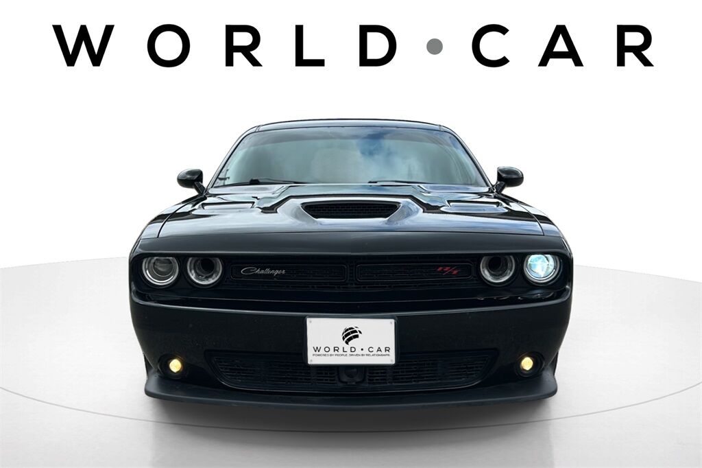 2019 DODGE Challenger