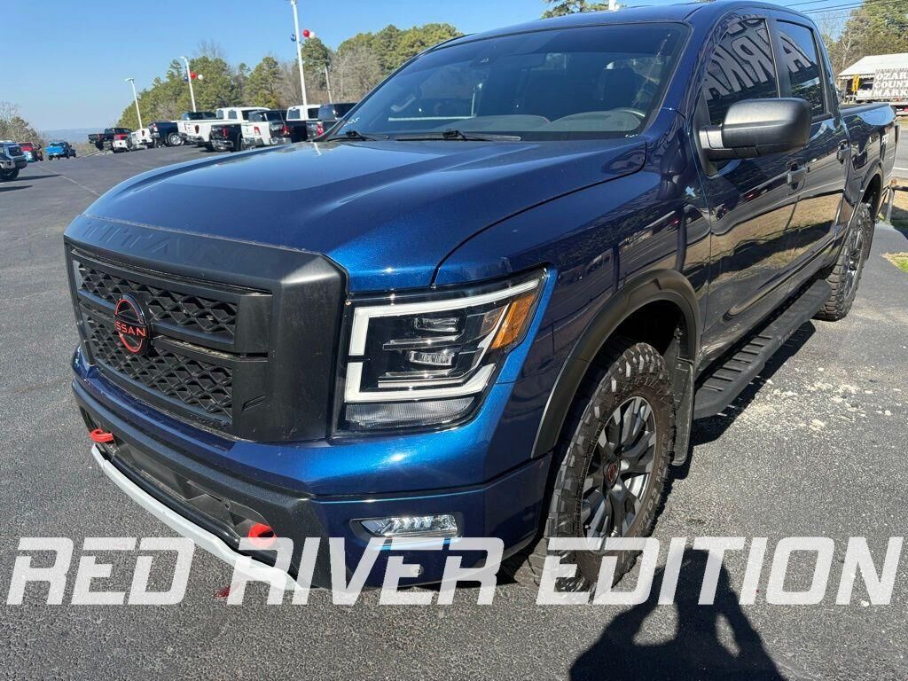 2024 NISSAN Titan