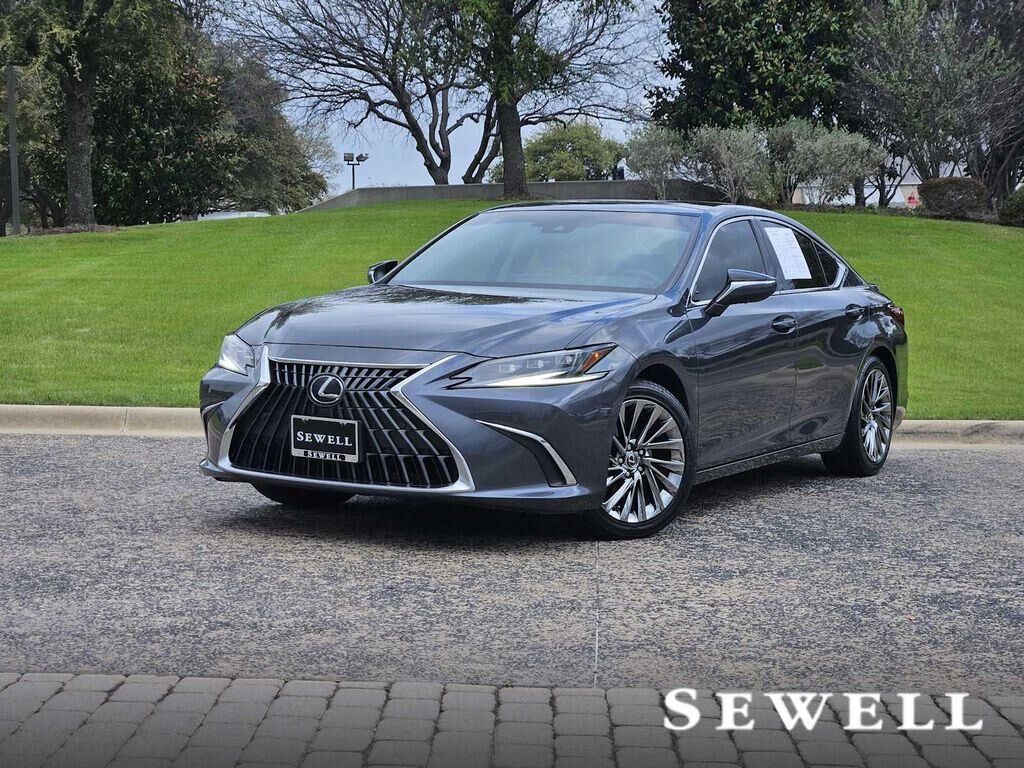 2024 LEXUS ES