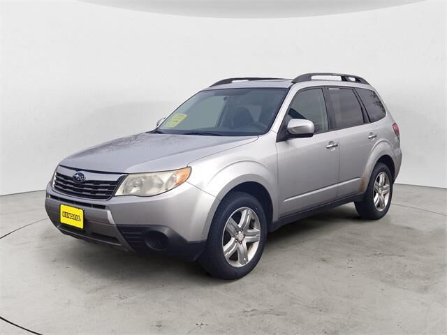 2010 SUBARU Forester