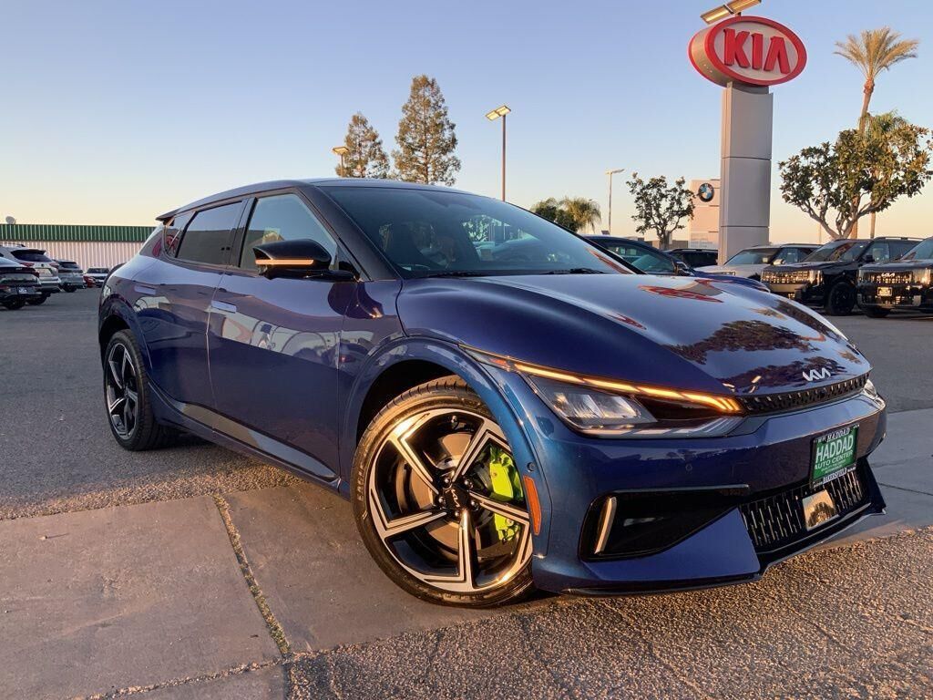 2023 KIA EV6