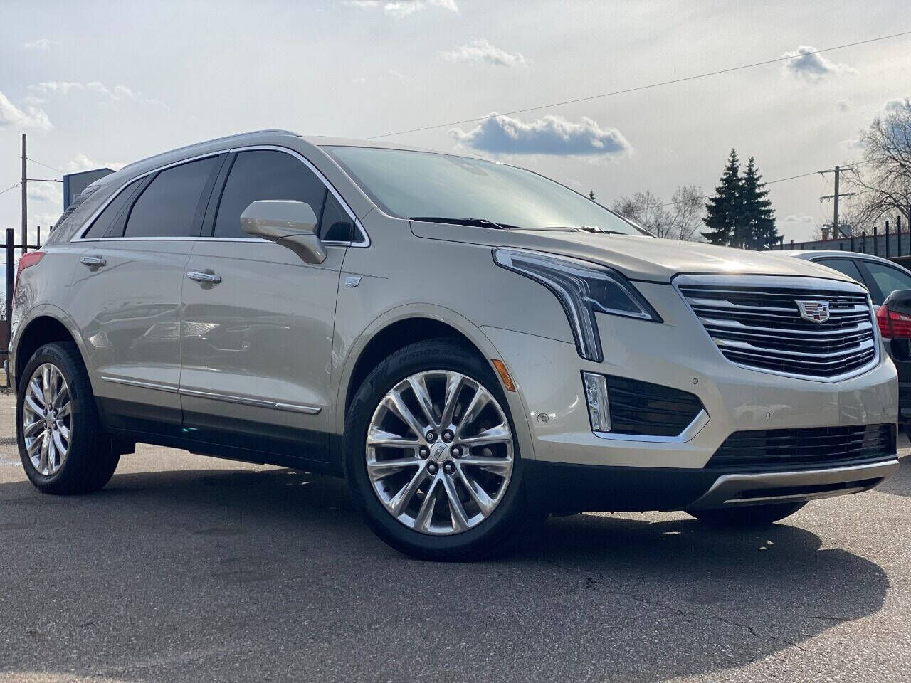 2017 CADILLAC XT5