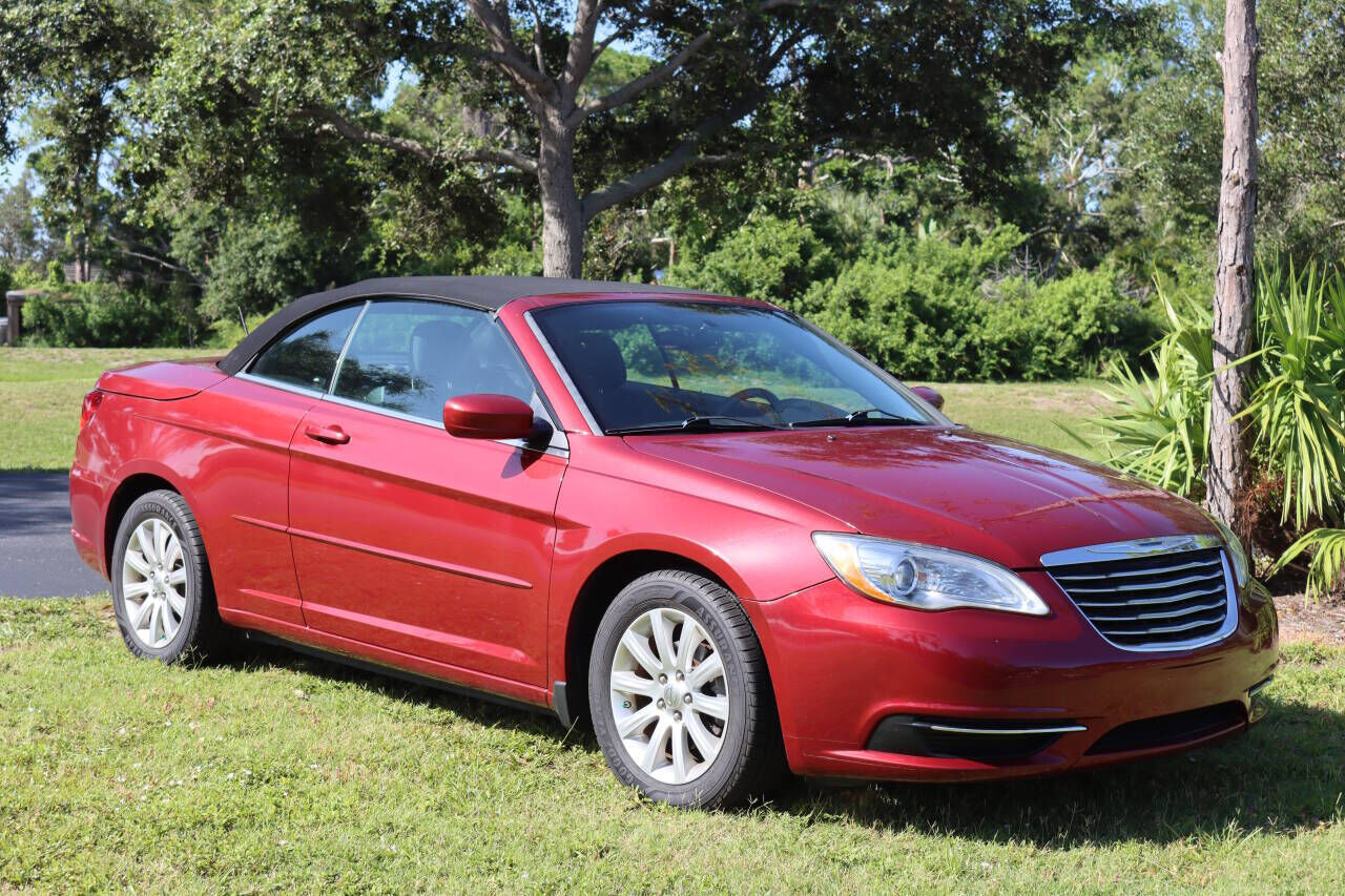 2012 CHRYSLER 200