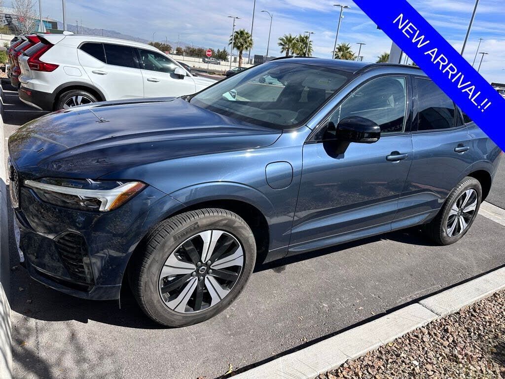 2024 VOLVO XC60