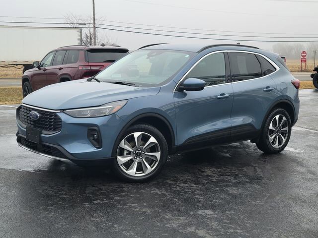 2025 FORD Escape