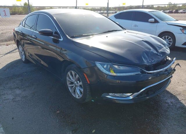 2016 Chrysler 200