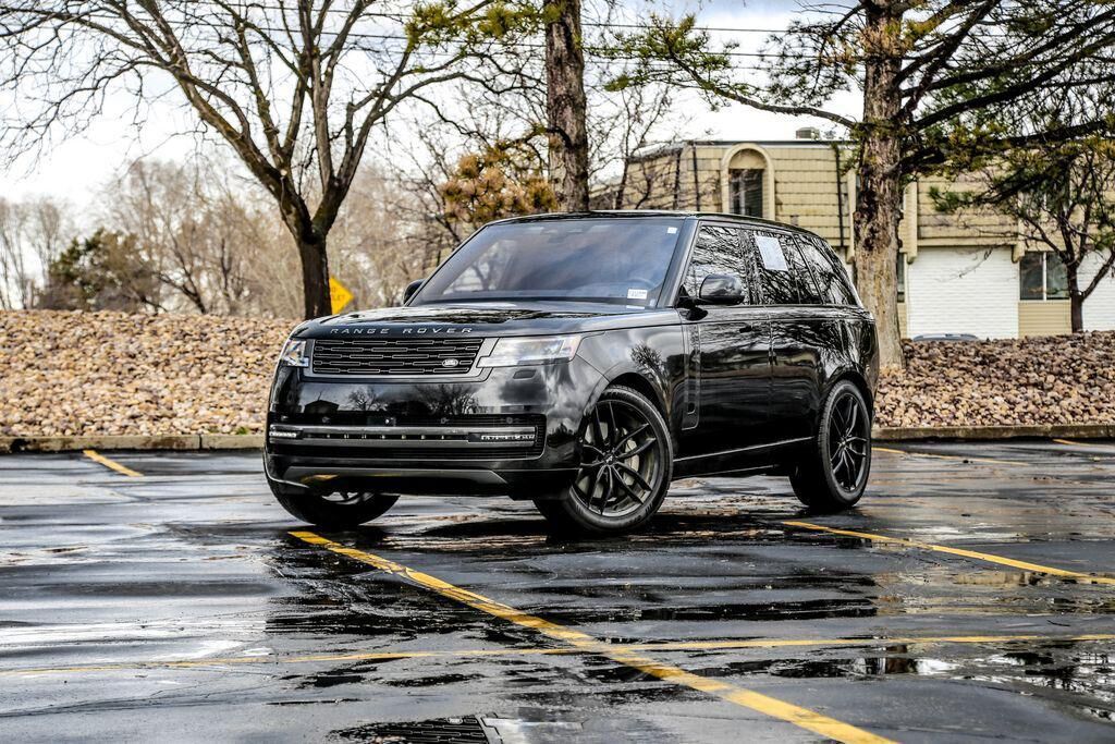 2023 LAND ROVER New Range Rover