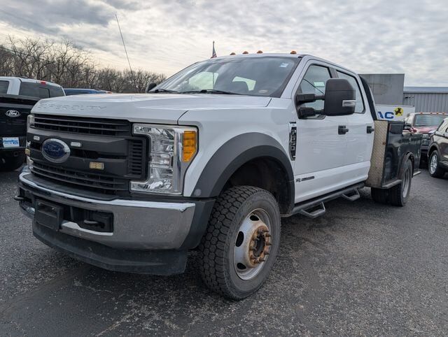 2017 FORD F-550