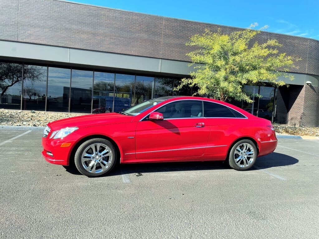 2012 MERCEDES-BENZ E-Class