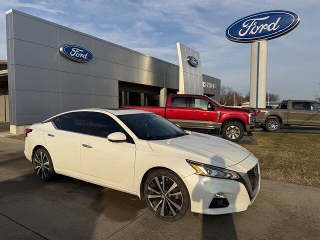 2019 NISSAN Altima