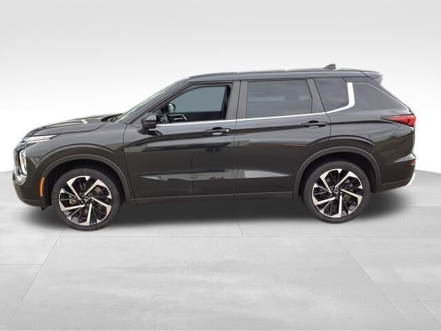 2023 MITSUBISHI Outlander