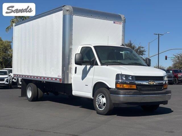 2025 CHEVROLET Express
