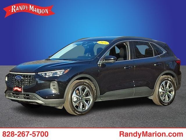 2024 FORD Escape