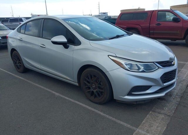 2018 CHEVROLET Cruze