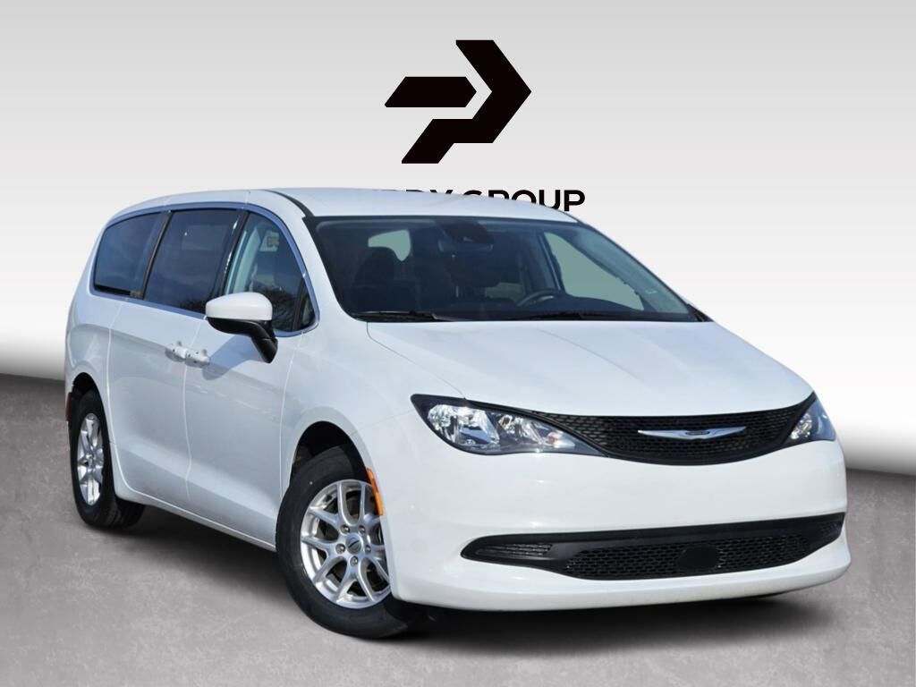 2023 CHRYSLER Voyager