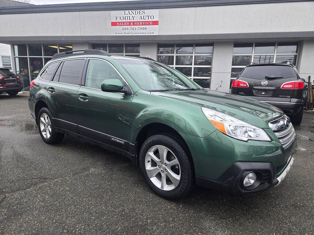 2014 SUBARU Outback