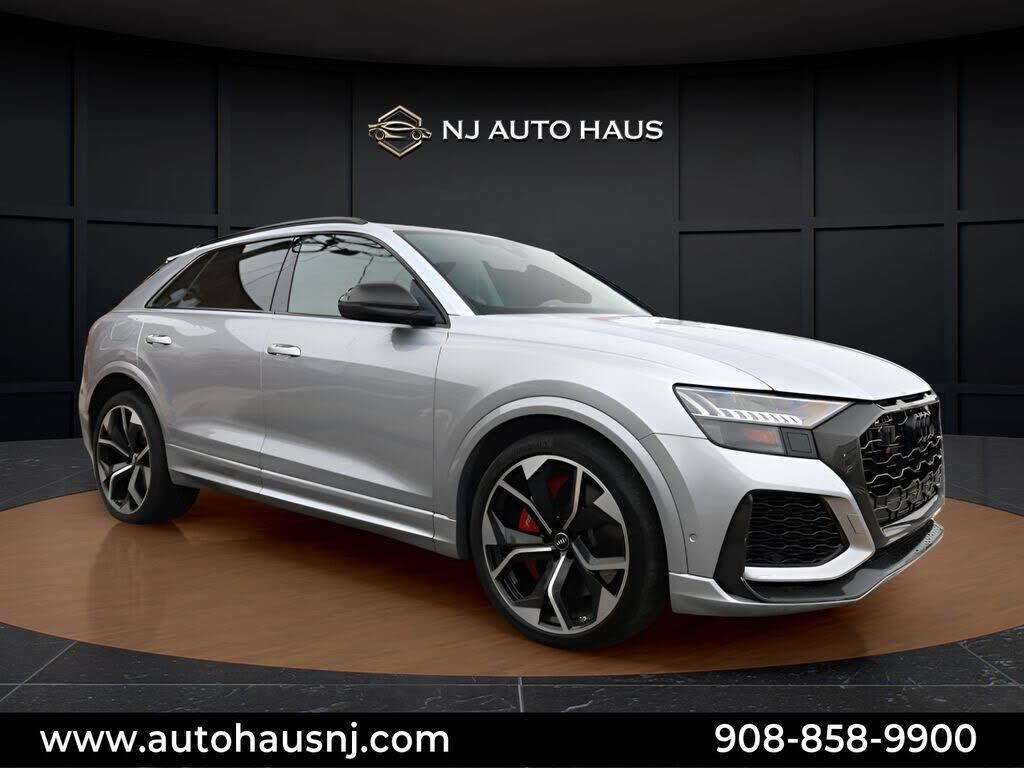 2021 AUDI RS Q8