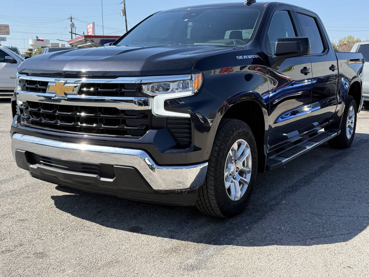 2023 CHEVROLET Silverado