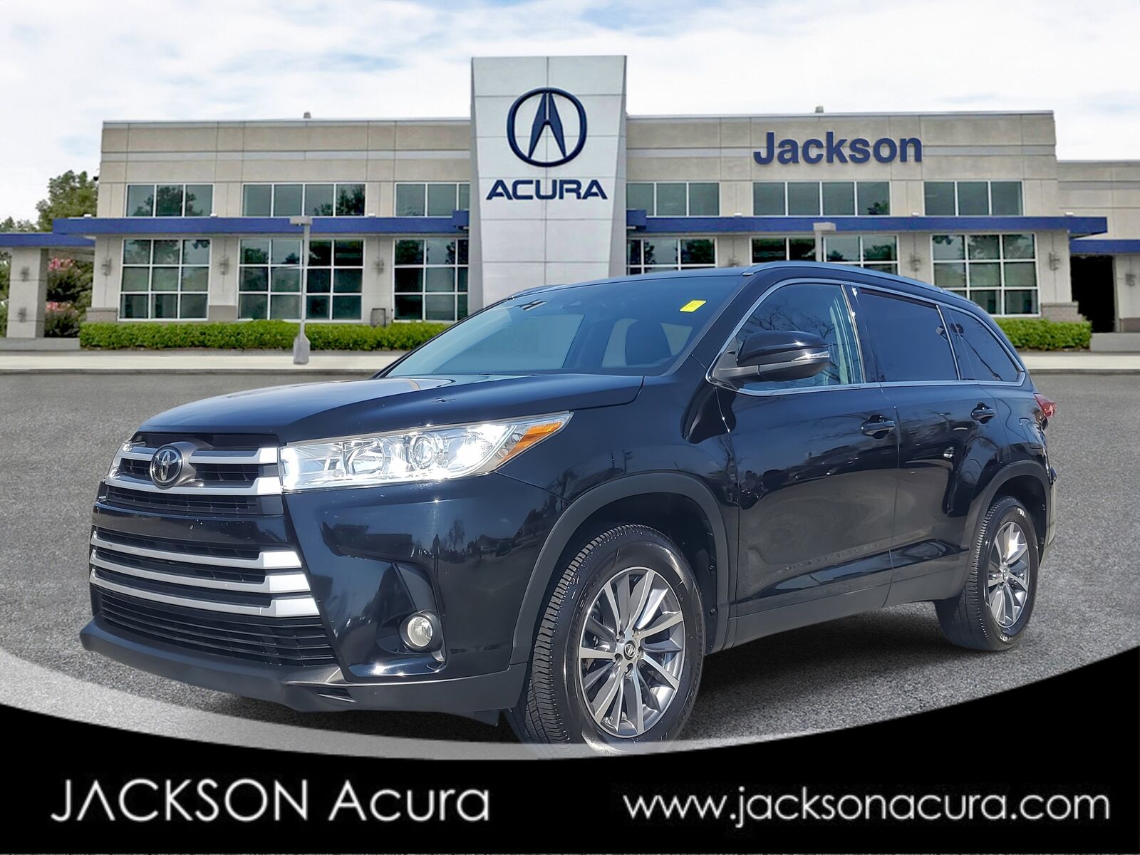2019 TOYOTA Highlander