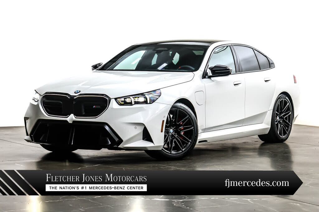 2025 BMW M5