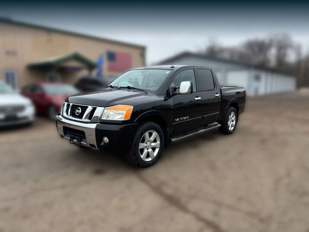 2011 NISSAN Titan