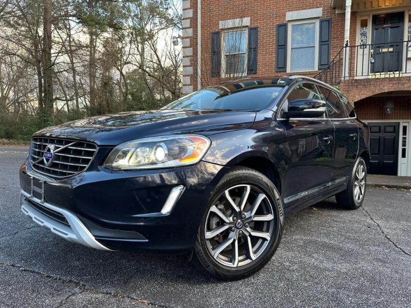 2017 VOLVO XC60
