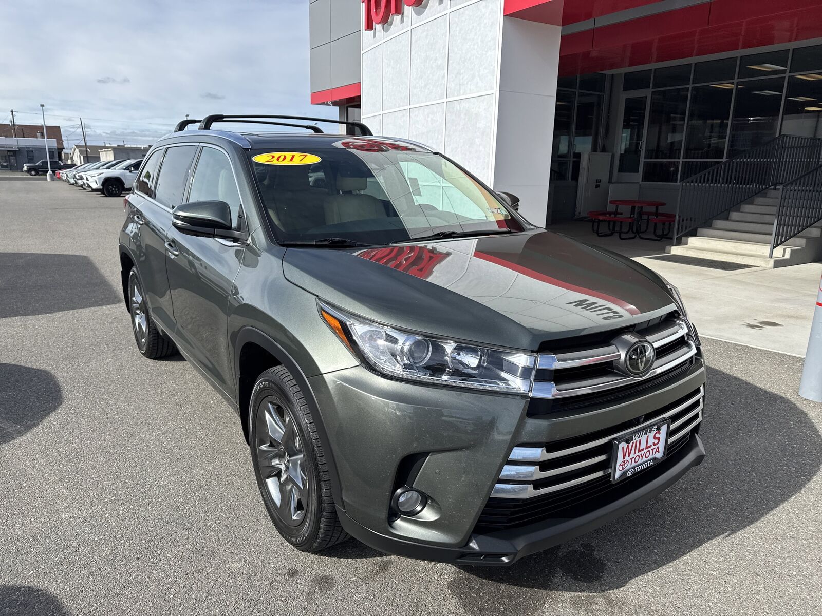 2017 TOYOTA Highlander