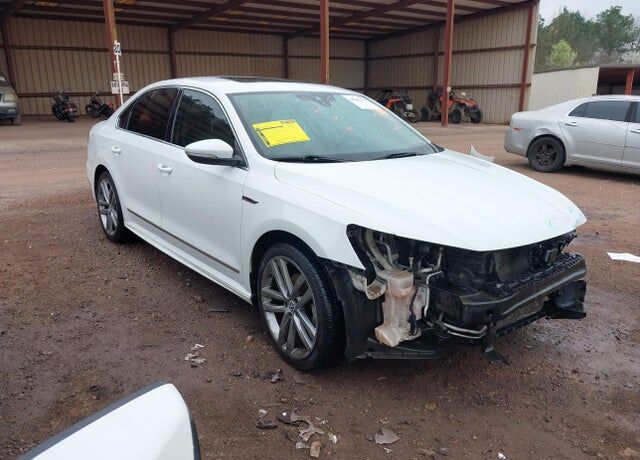 2019 VOLKSWAGEN Passat