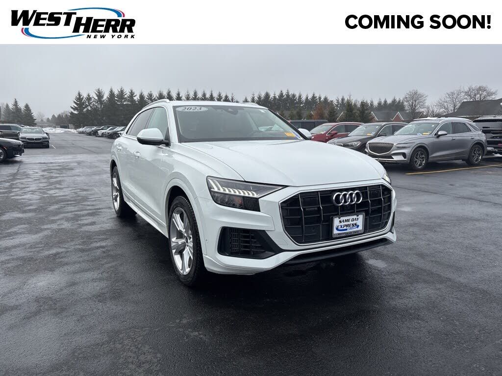 2023 AUDI Q8