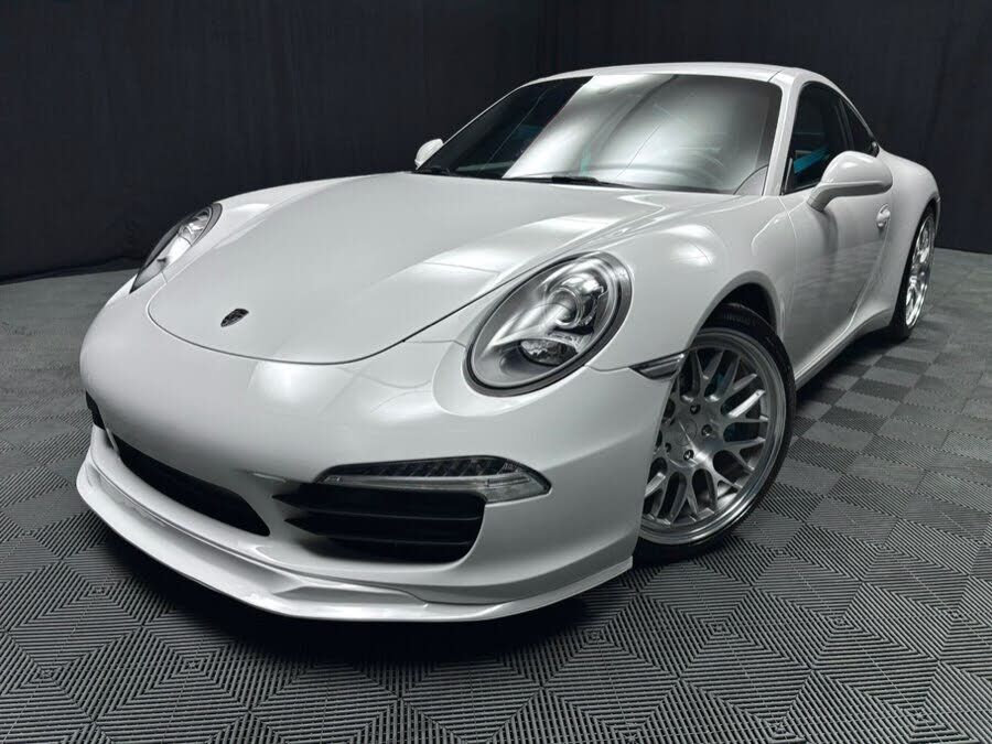 2012 PORSCHE 911