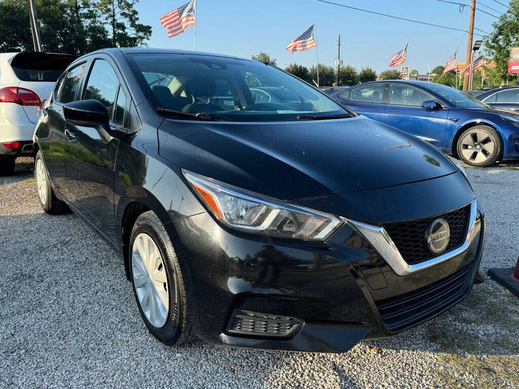 2020 NISSAN Versa