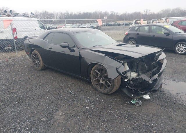 2017 DODGE Challenger