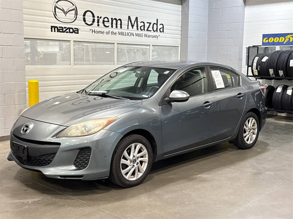 2013 MAZDA Mazda3