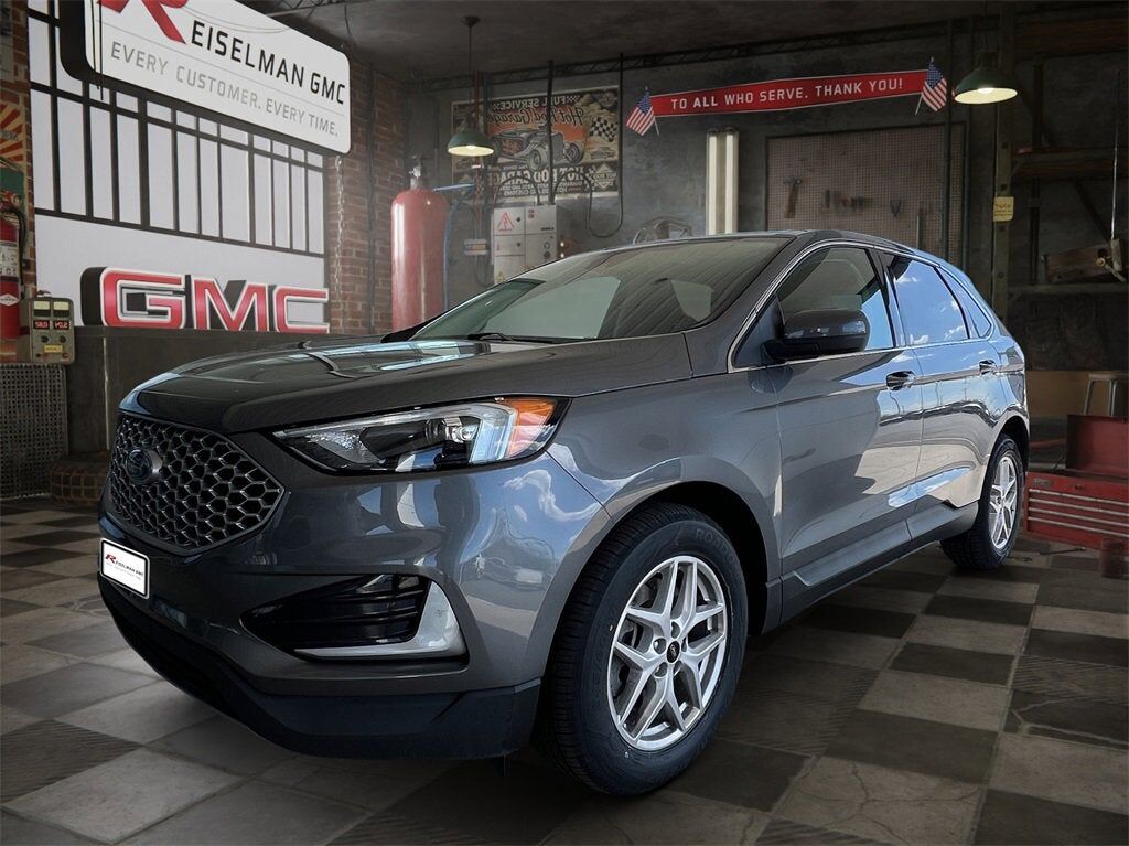 2024 FORD Edge