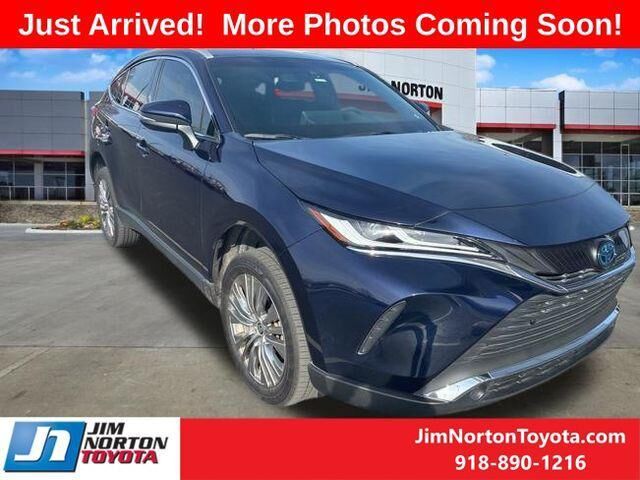 2022 TOYOTA Venza