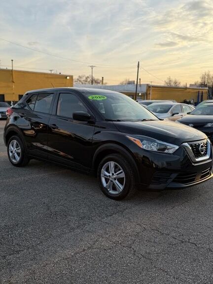 2020 NISSAN Kicks