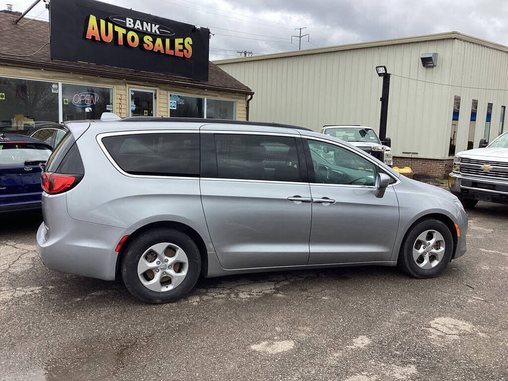 2018 CHRYSLER Pacifica