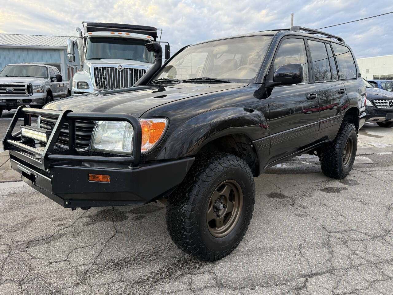 Toyota LAND CRUISER