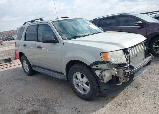 2009 FORD Escape