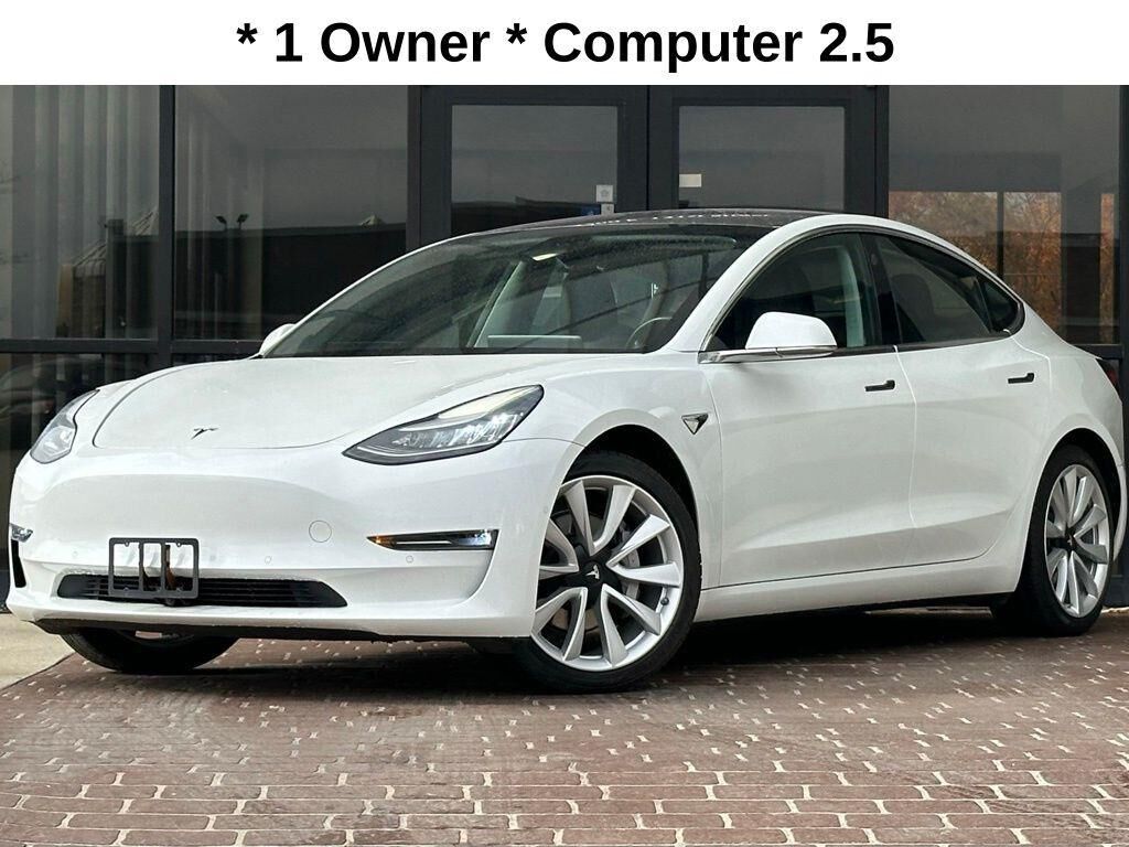 2018 TESLA Model 3
