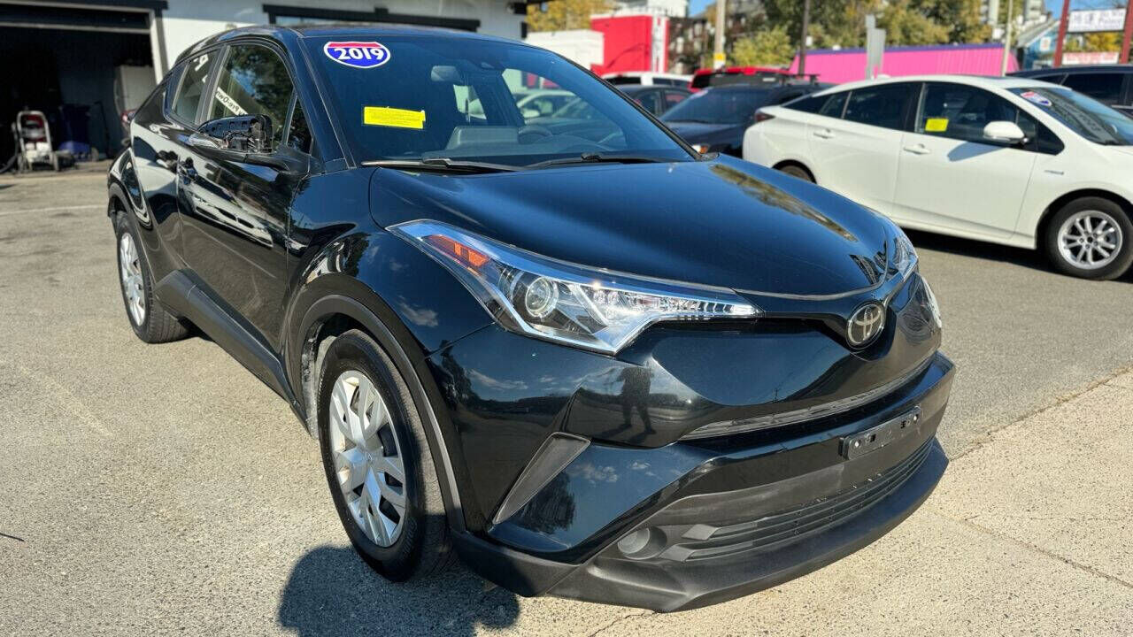 2019 TOYOTA C-HR