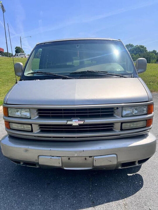 2002 CHEVROLET Express