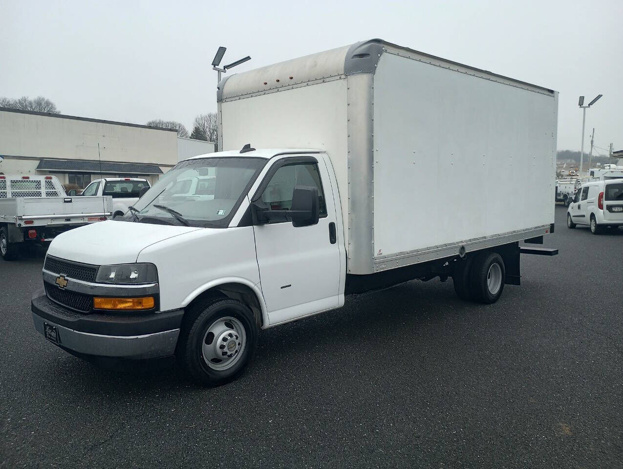 2021 CHEVROLET Express