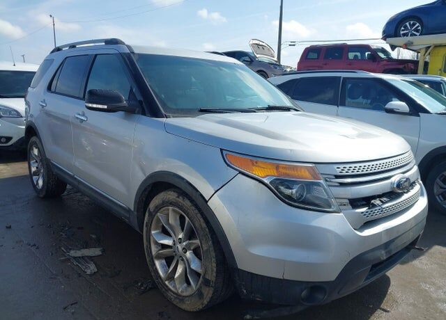2014 FORD Explorer