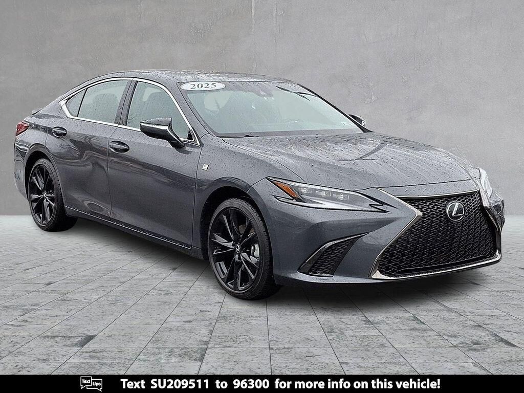 2025 LEXUS ES