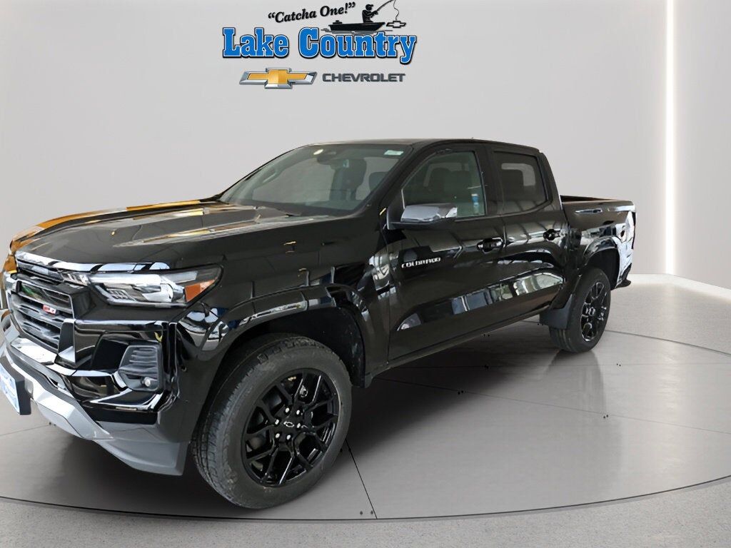 2025 CHEVROLET Colorado