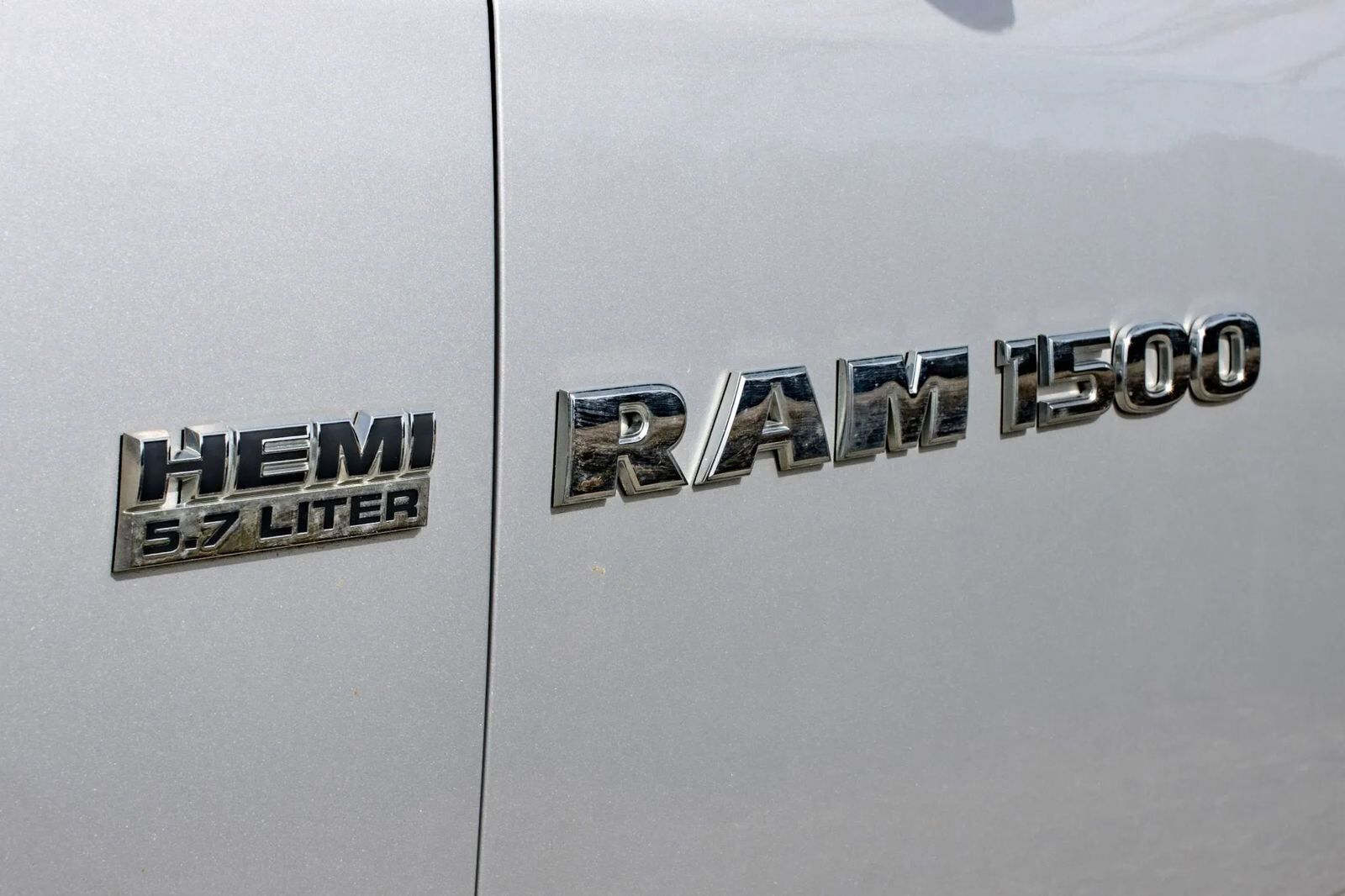 2012 DODGE Ram
