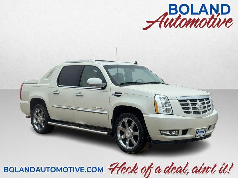 2013 CADILLAC Escalade