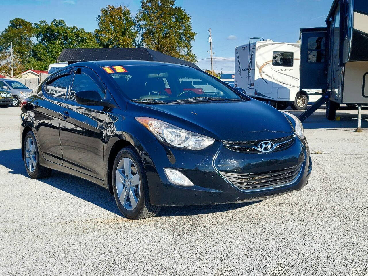 2013 HYUNDAI Elantra