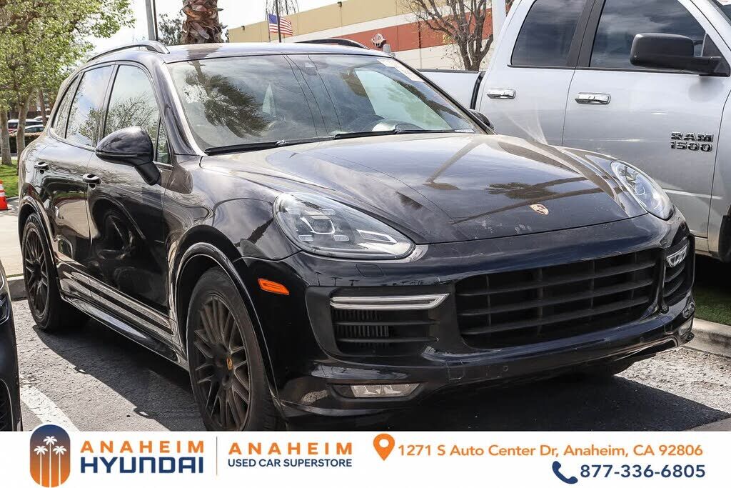 2016 PORSCHE Cayenne